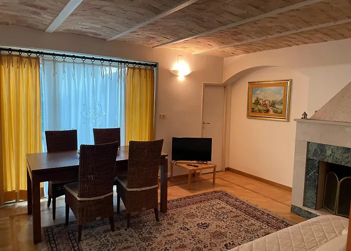 Adele Sant'angelo Villa