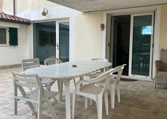 Adele Sant'angelo Villa *